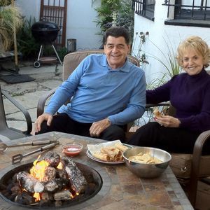 Meet your Posher, Emal